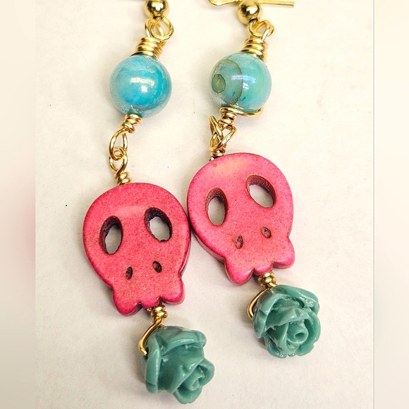 Beaded Pink and Turquoise Skull Earrings - Picture 5 of 6